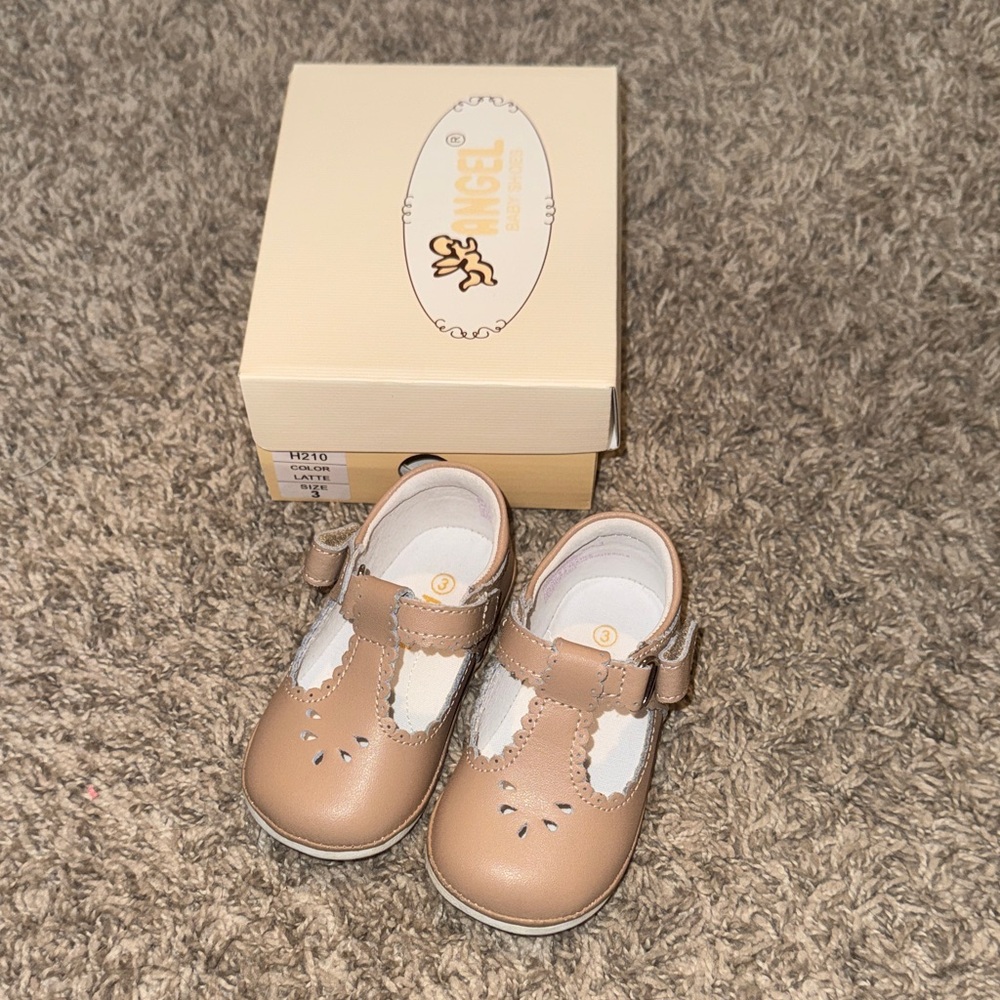 Angel baby shoes - latte